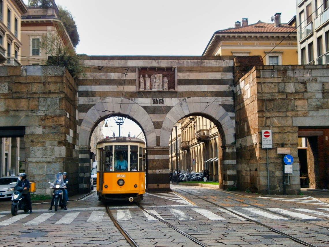 Antica_Porta_Nuova_-_Milano_-_04.jpeg